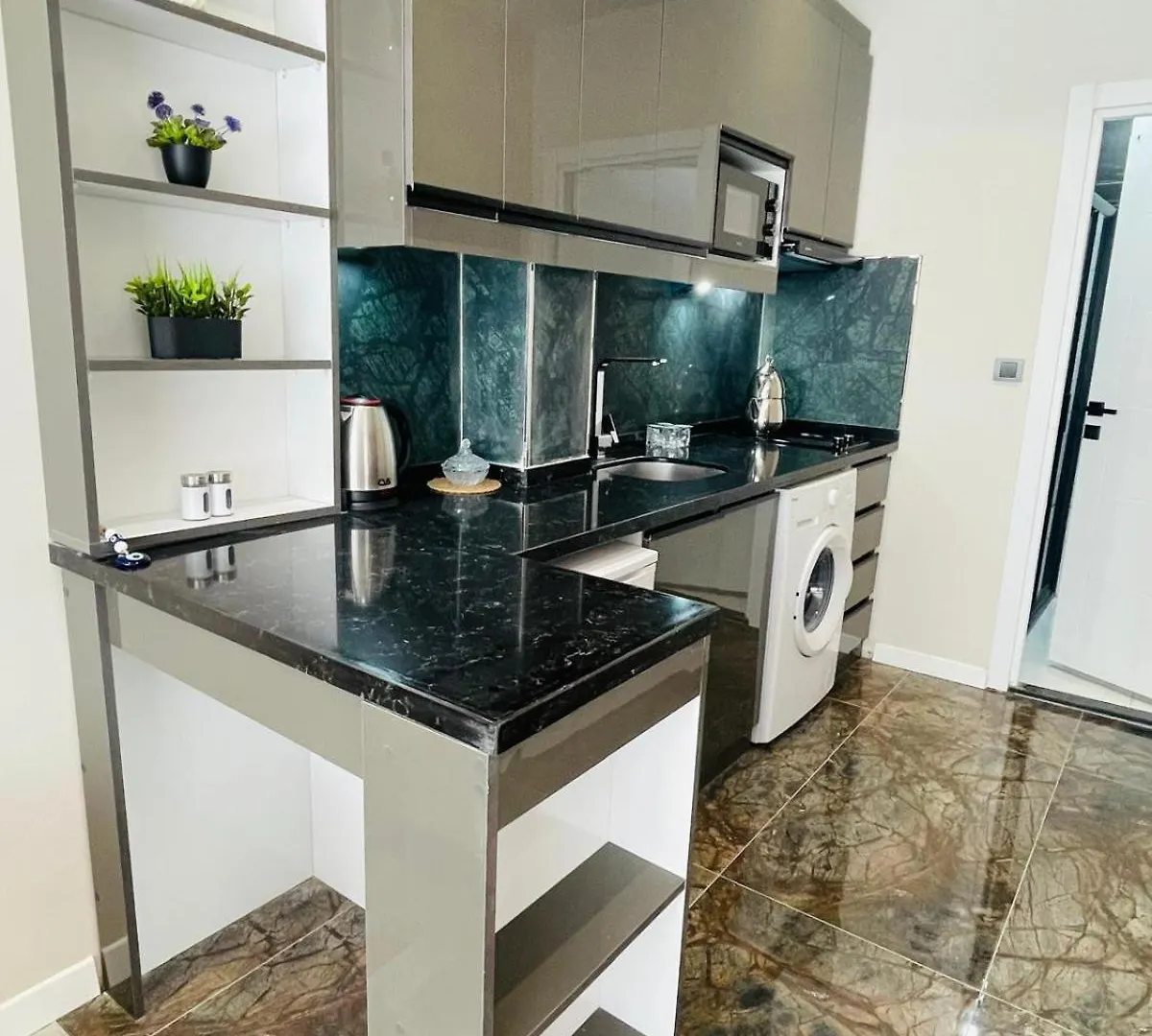 Amora Suites Istanbul Apartment